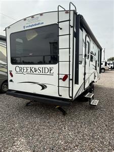 2016 OUTDOORS RV CREEK SIDE 20FQ - Photo 3 - Hatch, NM 87937