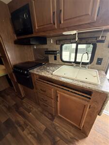 2016 OUTDOORS RV CREEK SIDE 20FQ - Photo 8 - Hatch, NM 87937