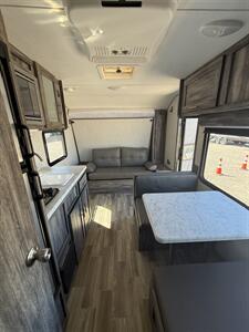 2020 Forest River Wildwood 179DBK FSX   - Photo 17 - Hatch, NM 87937
