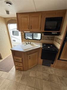 2008 Keystone LAREDO 284BH - Photo 11 - Hatch, NM 87937