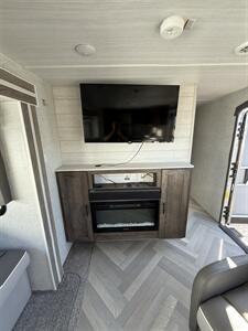 2021 Forest River Salem 27RK   - Photo 10 - Hatch, NM 87937