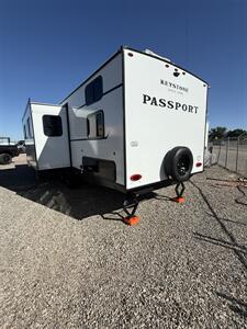 2026 Keystone Passport 284QBC   - Photo 4 - Hatch, NM 87937