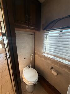 2004 Country Coach INSPIRE DA VINCI - Photo 15 - Hatch, NM 87937