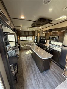 2019 GRAND DESIGN SOLITUDE 310GK   - Photo 14 - Hatch, NM 87937