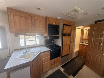 2005 Holiday Rambler Alumascape 27   - Photo 6 - Hatch, NM 87937