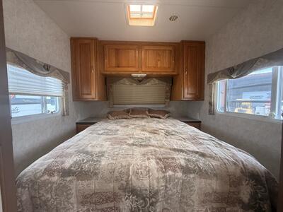 2005 Holiday Rambler Alumascape 27   - Photo 10 - Hatch, NM 87937