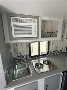 2023 Travel Lite Rove Lite - Photo 9 - Hatch, NM 87937
