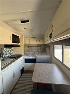 2008 Dutchmen AEROLITE ZOOM 718QB   - Photo 5 - Hatch, NM 87937