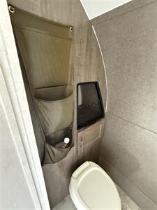 2018 Forest River R-pod RP180 Hood River Edition   - Photo 14 - Hatch, NM 87937