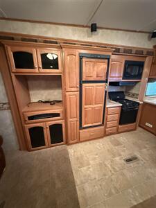 2007 Heartland BIGHORN 2955RL - Photo 6 - Hatch, NM 87937