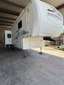 2007 Heartland BIGHORN 2955RL - Photo 2 - Hatch, NM 87937