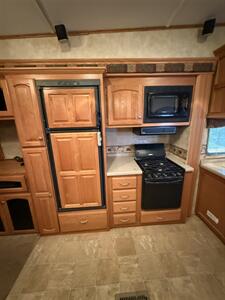 2007 Heartland BIGHORN 2955RL - Photo 7 - Hatch, NM 87937