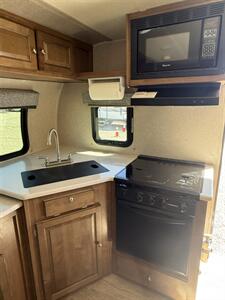 2019 Forest River Rockwood 2506S - Photo 8 - Hatch, NM 87937