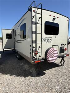 2019 Forest River Rockwood 2506S - Photo 4 - Hatch, NM 87937