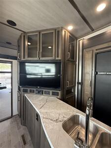 2020 ENDURANCE 3956   - Photo 10 - Hatch, NM 87937