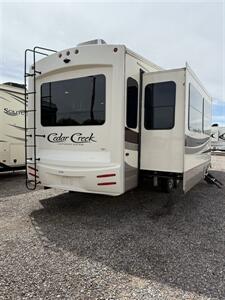 2017 CEDAR CREEK HATHAWAY 34RE - Photo 2 - Hatch, NM 87937