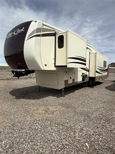 2017 CEDAR CREEK HATHAWAY 34RE