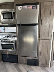 2021 WILDWOOD 38   - Photo 9 - Hatch, NM 87937