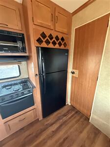 2014 Forest River Cherokee   - Photo 11 - Hatch, NM 87937