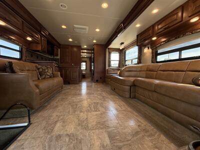 2015 Jayco SENECA 37TS   - Photo 13 - Hatch, NM 87937