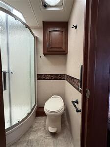 2015 Jayco SENECA 37TS   - Photo 7 - Hatch, NM 87937