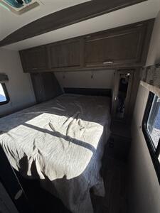 2019 Winnebago Minnie Plus 27RBDS   - Photo 14 - Hatch, NM 87937