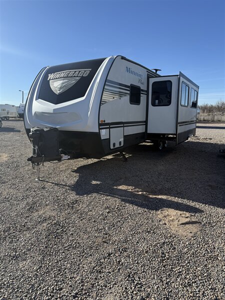 2019 Winnebago Minnie Plus 27RBDS  