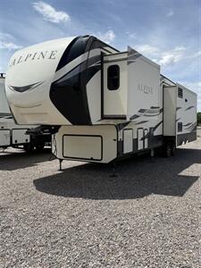 2018 ALPINE 3650RL   - Photo 1 - Hatch, NM 87937
