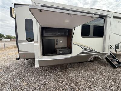 2018 JAYCO EAGLE 336FBOK   - Photo 4 - Hatch, NM 87937