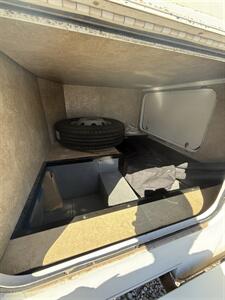 2014 Winnebago ITASCA SPRIT 22R   - Photo 8 - Hatch, NM 87937