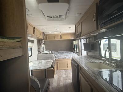 2020 Winnebago MICRO MINI 1700 BH   - Photo 5 - Hatch, NM 87937