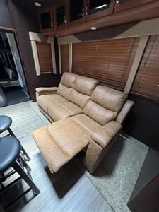 2014 CrossRoads RV ELEVATION 3410   - Photo 17 - Hatch, NM 87937