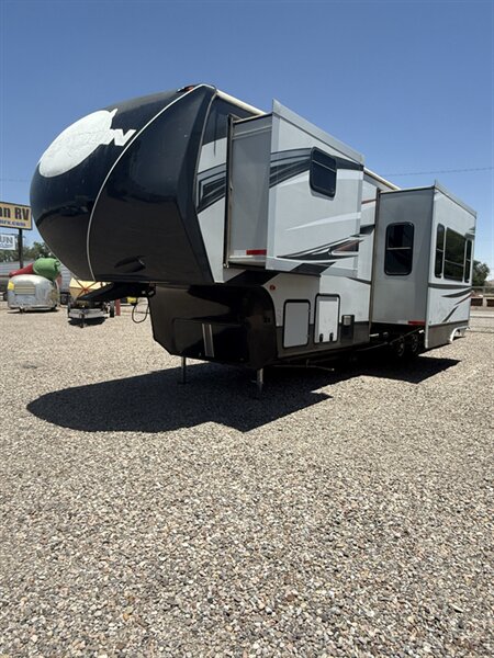 2014 CrossRoads RV ELEVATION 3410   - Photo 1 - Hatch, NM 87937