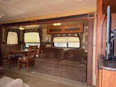 2013 Jayco 316RKDS EAGLE   - Photo 4 - Hatch, NM 87937