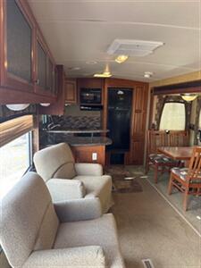 2013 Jayco 316RKDS EAGLE   - Photo 5 - Hatch, NM 87937