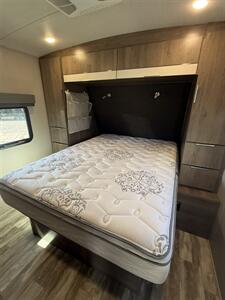 2020 Grand Design RV IMAGINE 2670MK - Photo 6 - Hatch, NM 87937