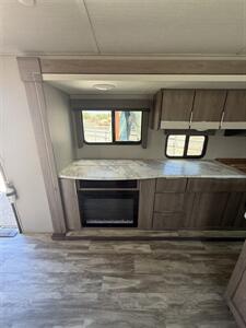 2020 Grand Design RV IMAGINE 2670MK - Photo 12 - Hatch, NM 87937