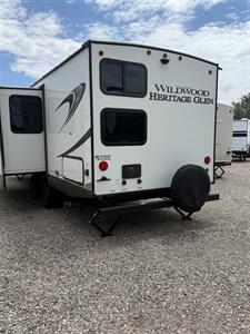 2021 HERITAGE GLEN 26BHHL   - Photo 2 - Hatch, NM 87937