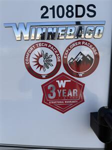 2021 Winnebago Micro Minnie 2108DS - Photo 6 - Hatch, NM 87937
