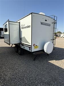 2021 Winnebago Micro Minnie 2108DS - Photo 4 - Hatch, NM 87937