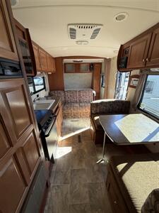 2017 Northwood Nash 22H   - Photo 18 - Hatch, NM 87937