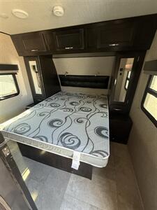 2019 GRAND DESIGN IMAGINE 22RBE   - Photo 5 - Hatch, NM 87937