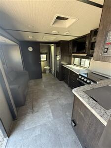 2019 GRAND DESIGN IMAGINE 22RBE   - Photo 10 - Hatch, NM 87937