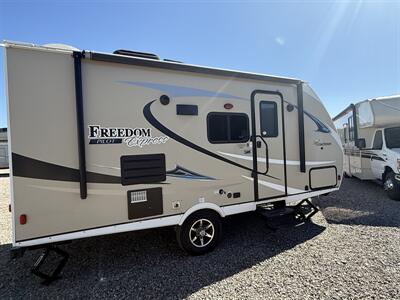 2019 COACHMEN FREEDOM EXPRESS PILOT 20BHS   - Photo 4 - Hatch, NM 87937