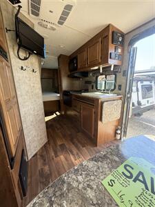 2016 OUTDOORS RV CREEK SIDE 20FQ   - Photo 8 - Hatch, NM 87937
