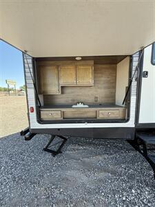 2018 COLEMAN 314BHS   - Photo 5 - Hatch, NM 87937