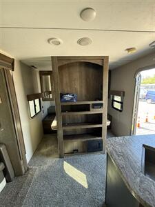 2018 COLEMAN 314BHS   - Photo 7 - Hatch, NM 87937