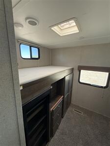 2018 COLEMAN 314BHS   - Photo 14 - Hatch, NM 87937