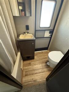 2018 COLEMAN 314BHS   - Photo 11 - Hatch, NM 87937