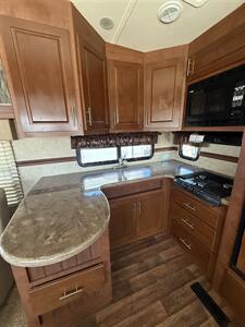 2012 Dutchmen KOMFORT 2920FRK   - Photo 4 - Hatch, NM 87937